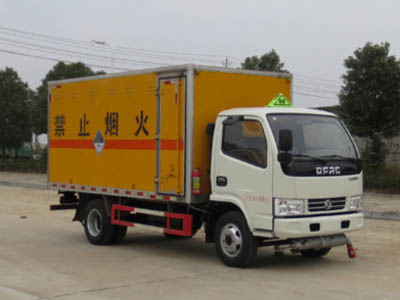 江特牌JDF5040XZWE5型雜項(xiàng)危險(xiǎn)物品廂式運(yùn)輸車(chē)運(yùn)輸介質(zhì)