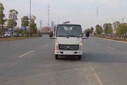 國六凱馬2方藍牌吸糞車